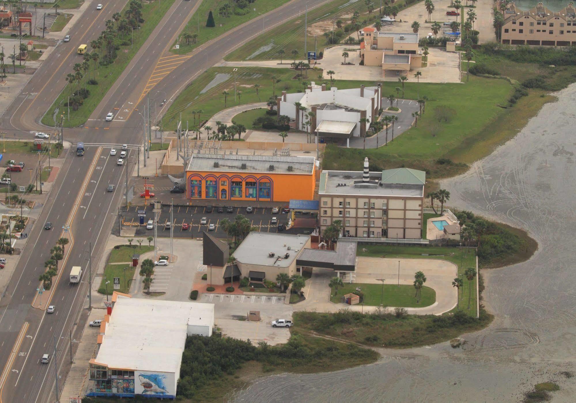 Blue Bay Inn And Suites South Padre Island Exterior foto